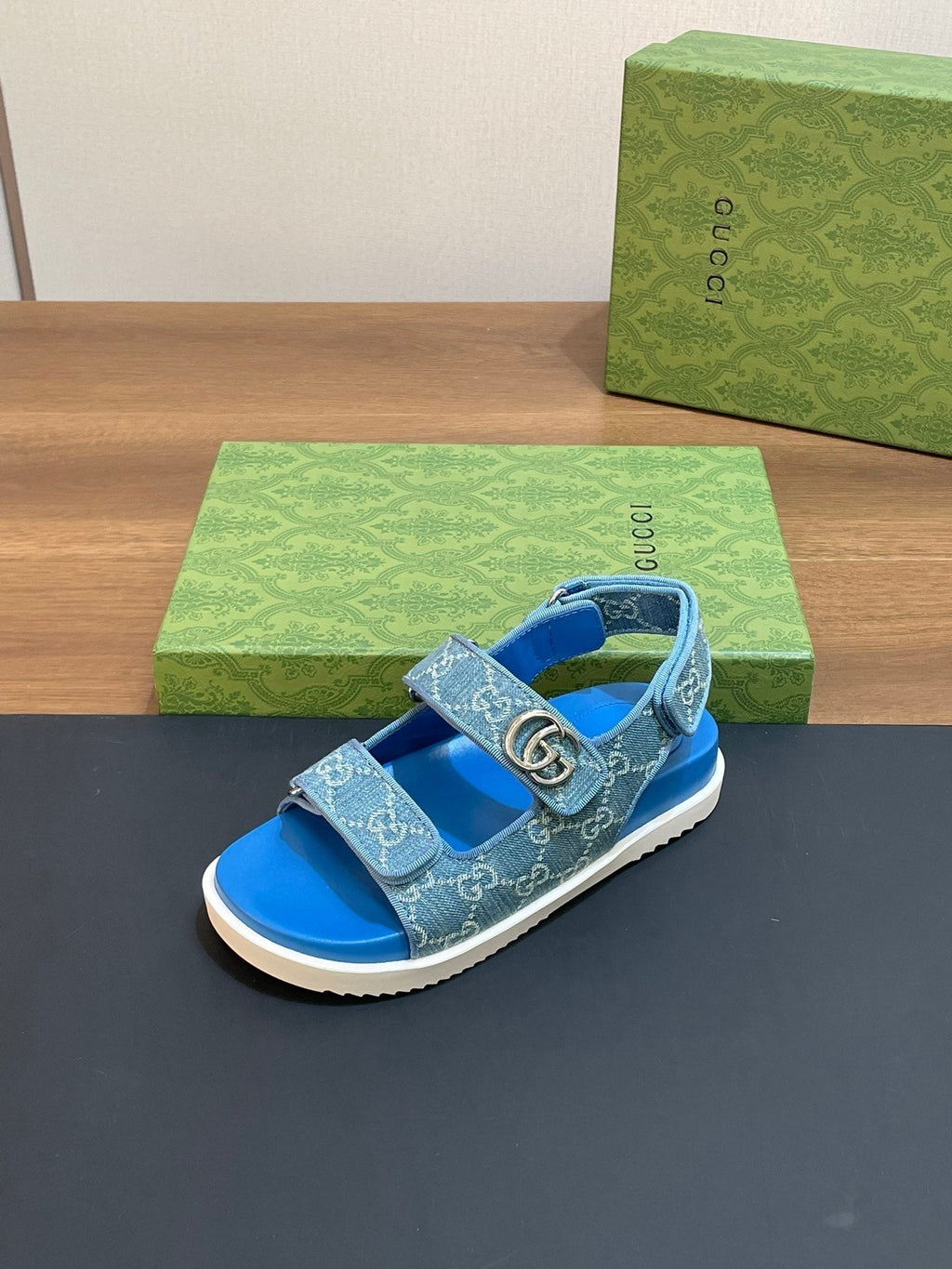 GG  SANDAL WITH DOUBLE G SKY CARO LAMBSKIN