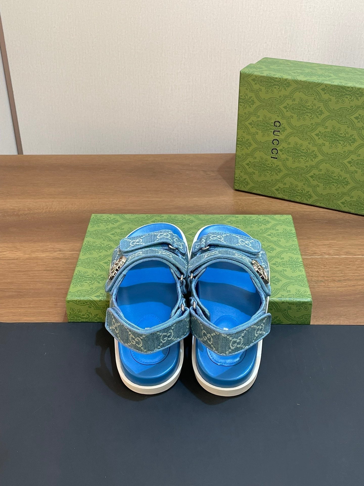 GG  SANDAL WITH DOUBLE G SKY CARO LAMBSKIN