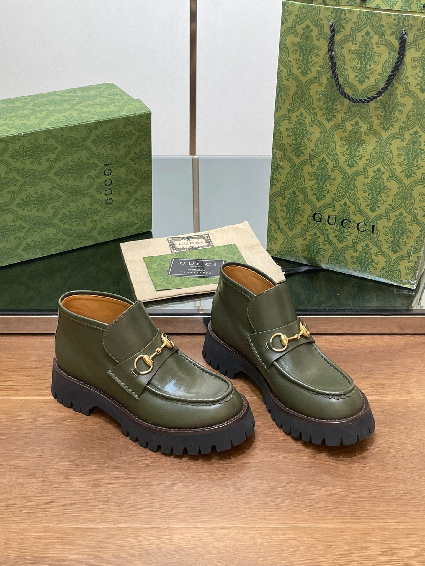 HORSEBIT ANKLE BOOTS 4.5CM IN ARMY GREEN CALFSKIN