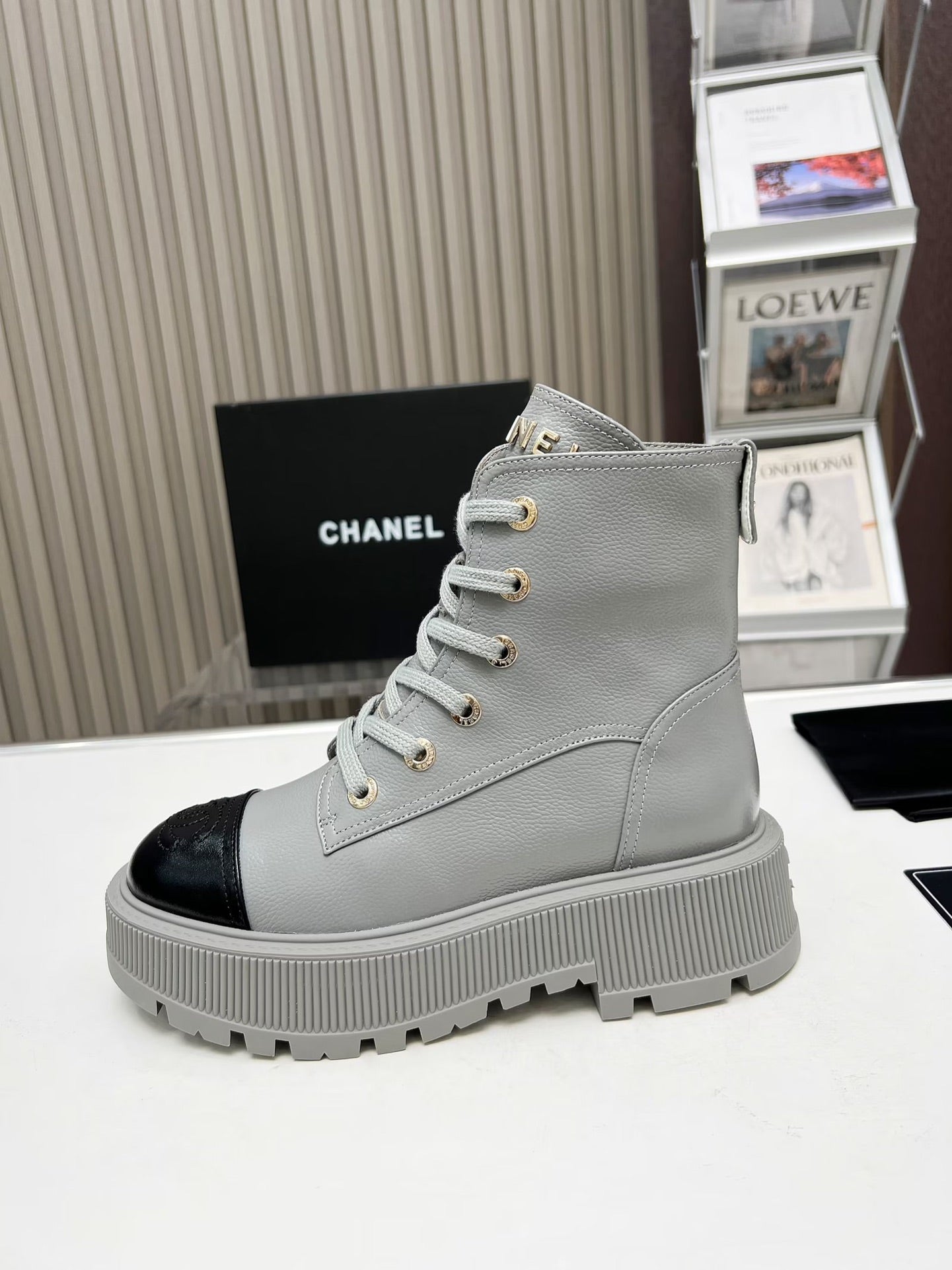 SHORT BOOTS IN SLATE GREY MIX BLACK COWHIDE