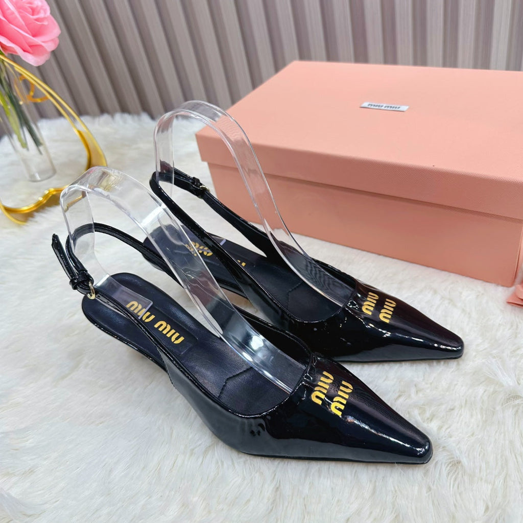 POINTED-TOE SLINGBACK IN BLACK GLOSSY CALFSKIN