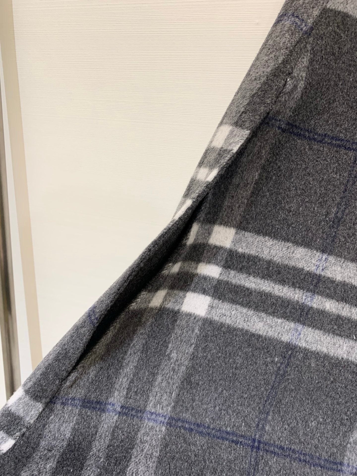 BURBERRY 25S COAT 245