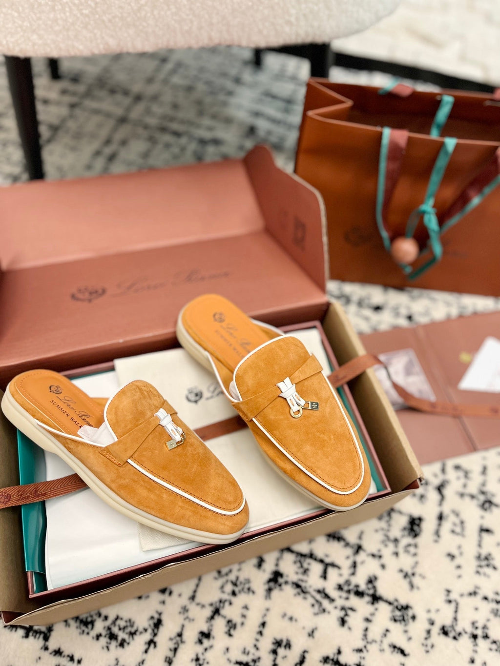 Loro Piana Salmon White Suede Charms Walk Flat Mules