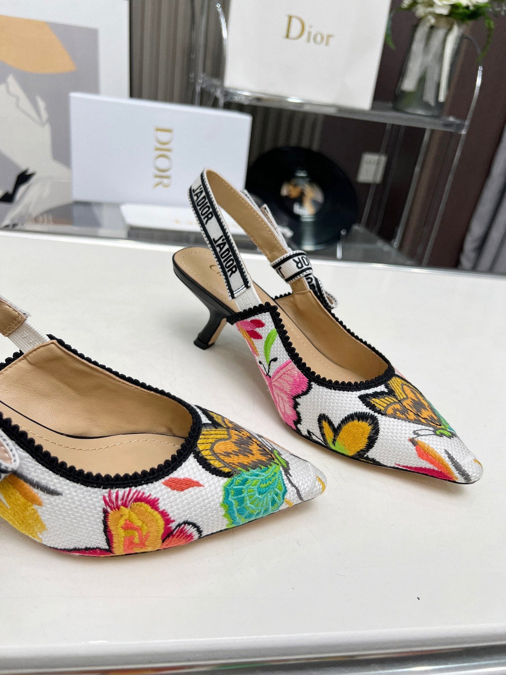 J'ADIOR SLINGBACK PUMP COLORFUL NATURAL RAFFIA AND EMBROIDERED COTTON 65 MM 130844