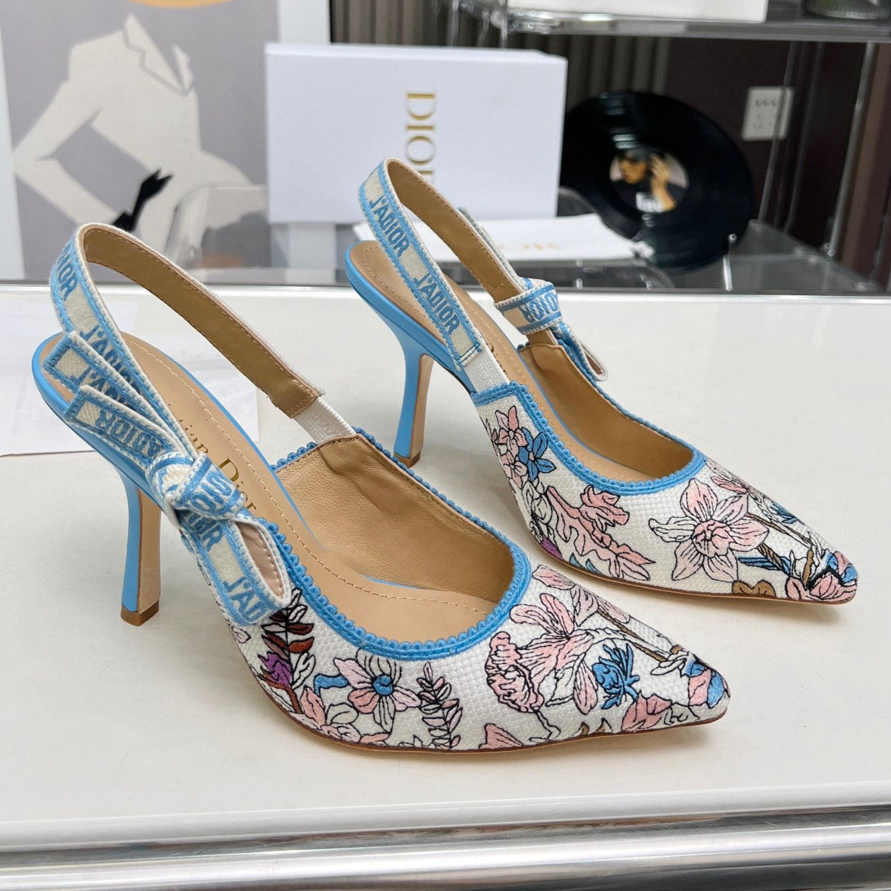 J'ADIOR SLINGBACK PUMP COLORFUL NATURAL RAFFIA AND EMBROIDERED COTTON 10 CM 130858