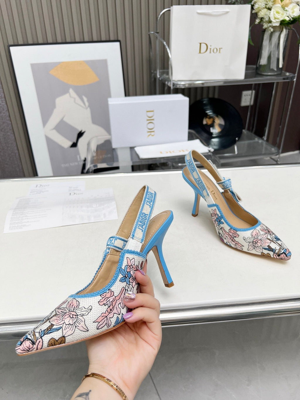 J'ADIOR SLINGBACK PUMP COLORFUL NATURAL RAFFIA AND EMBROIDERED COTTON 10 CM 130858