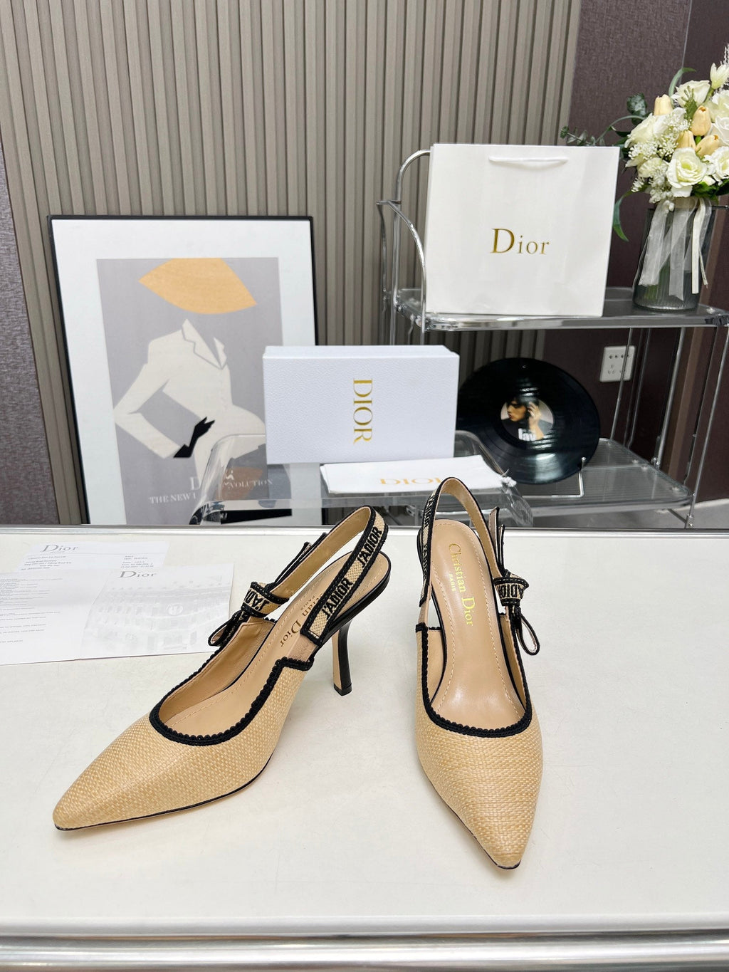 J'ADIOR SLINGBACK PUMP NATURAL RAFFIA AND BLACK EMBROIDERED COTTON 10 CM