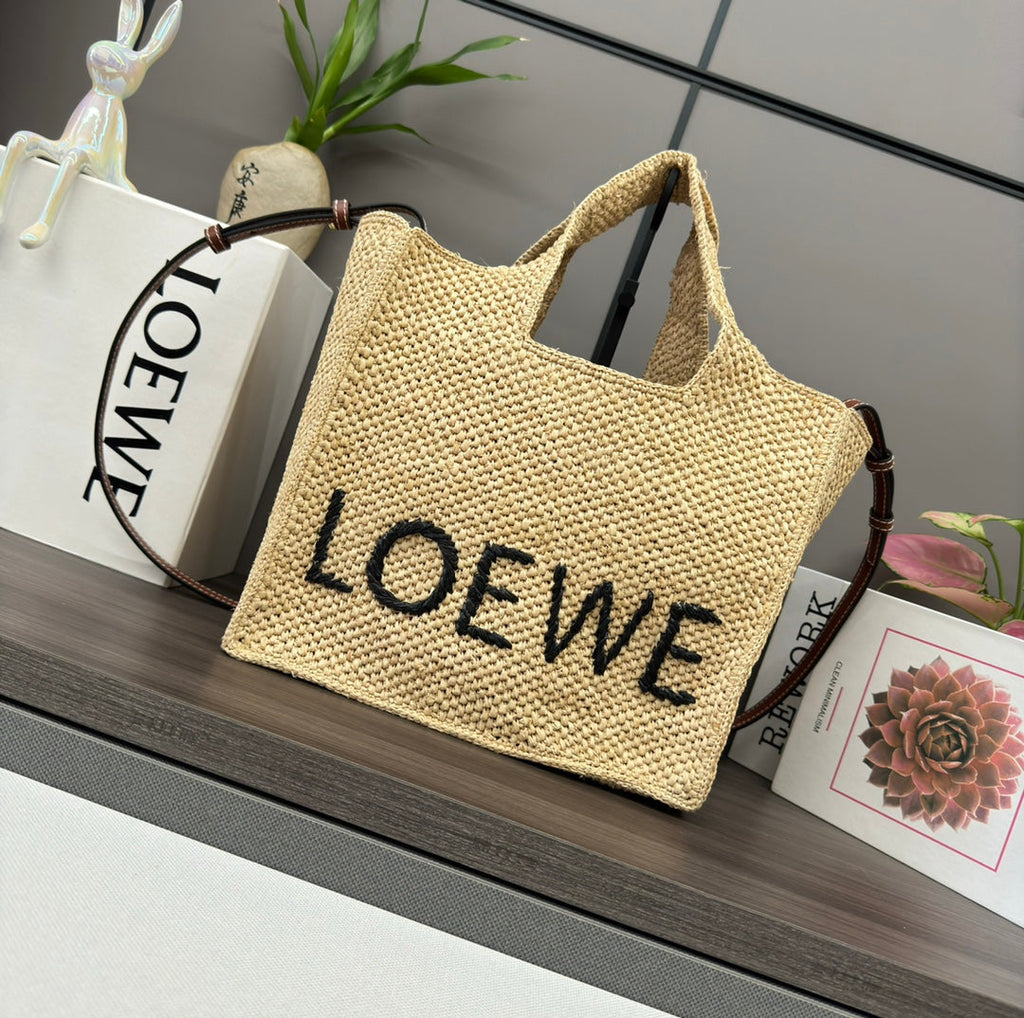 LOEWE 25S WE FONT TOTE BAG 30 IN NATURAL RAFFIA FIBER CALFSKIN SHOULDER STRAP