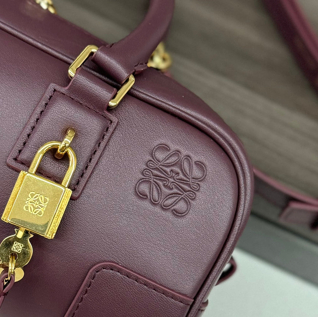 AMAZONA 23 CROPPED BAG IN SANGRIA PURPLE SOFT GRAINED CALFSKIN