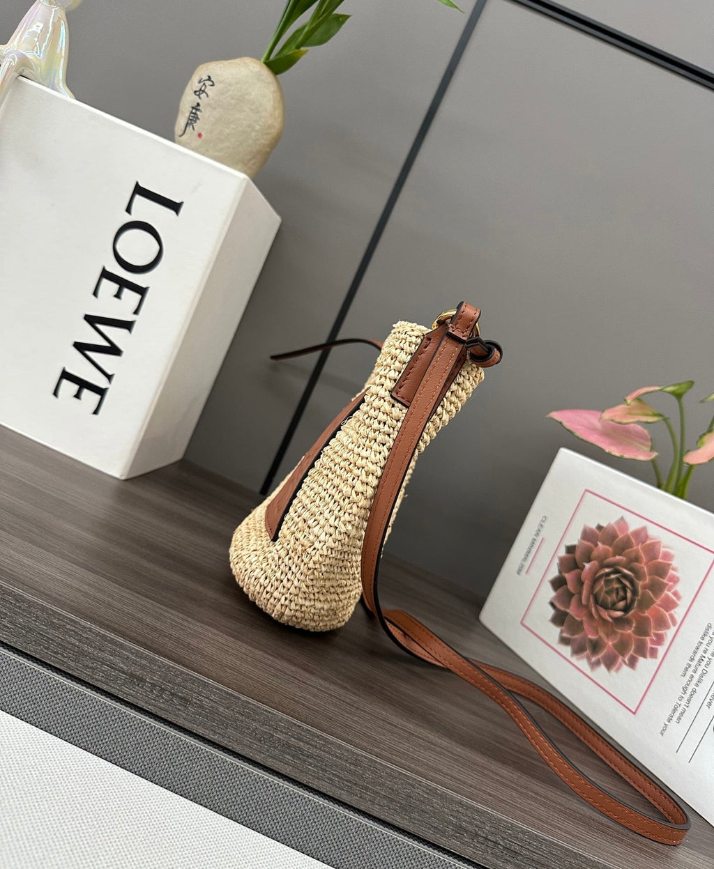 LOEWE 25S SLIT POCHETTE BAG 27 IN NATURAL CALFSKIN SHOULDER STRAP