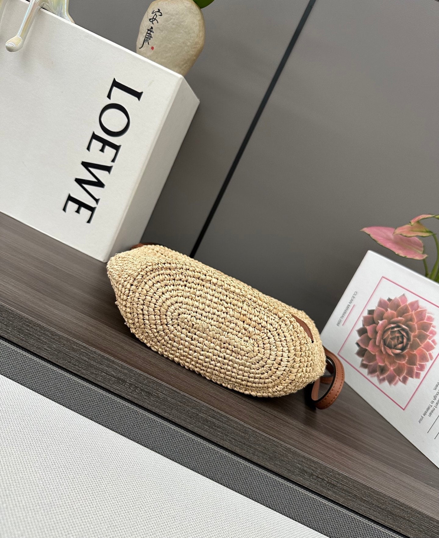 LOEWE 25S SLIT POCHETTE BAG 27 IN NATURAL CALFSKIN SHOULDER STRAP