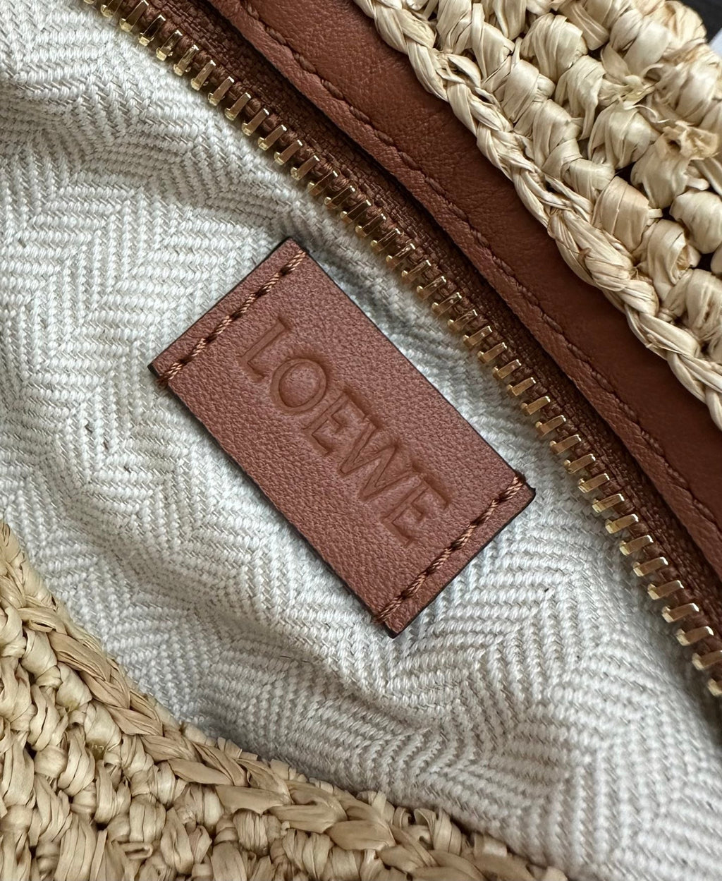 LOEWE 25S SLIT POCHETTE BAG 27 IN NATURAL CALFSKIN SHOULDER STRAP