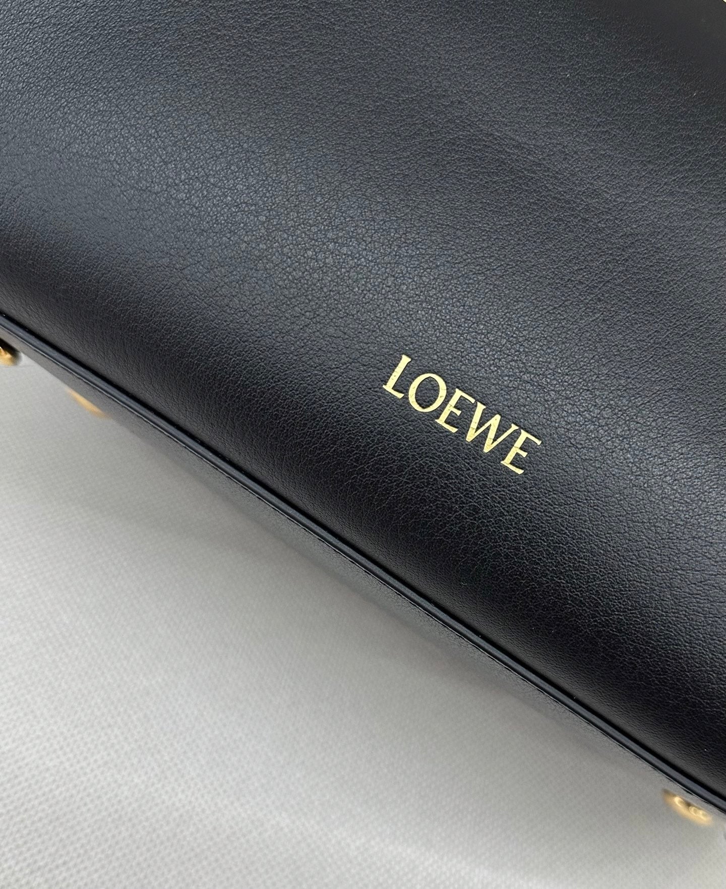 LOEWE 25S MEDIUM MADRID BAG 23 IN BLACK CALFSKIN GOLD HARDWARE