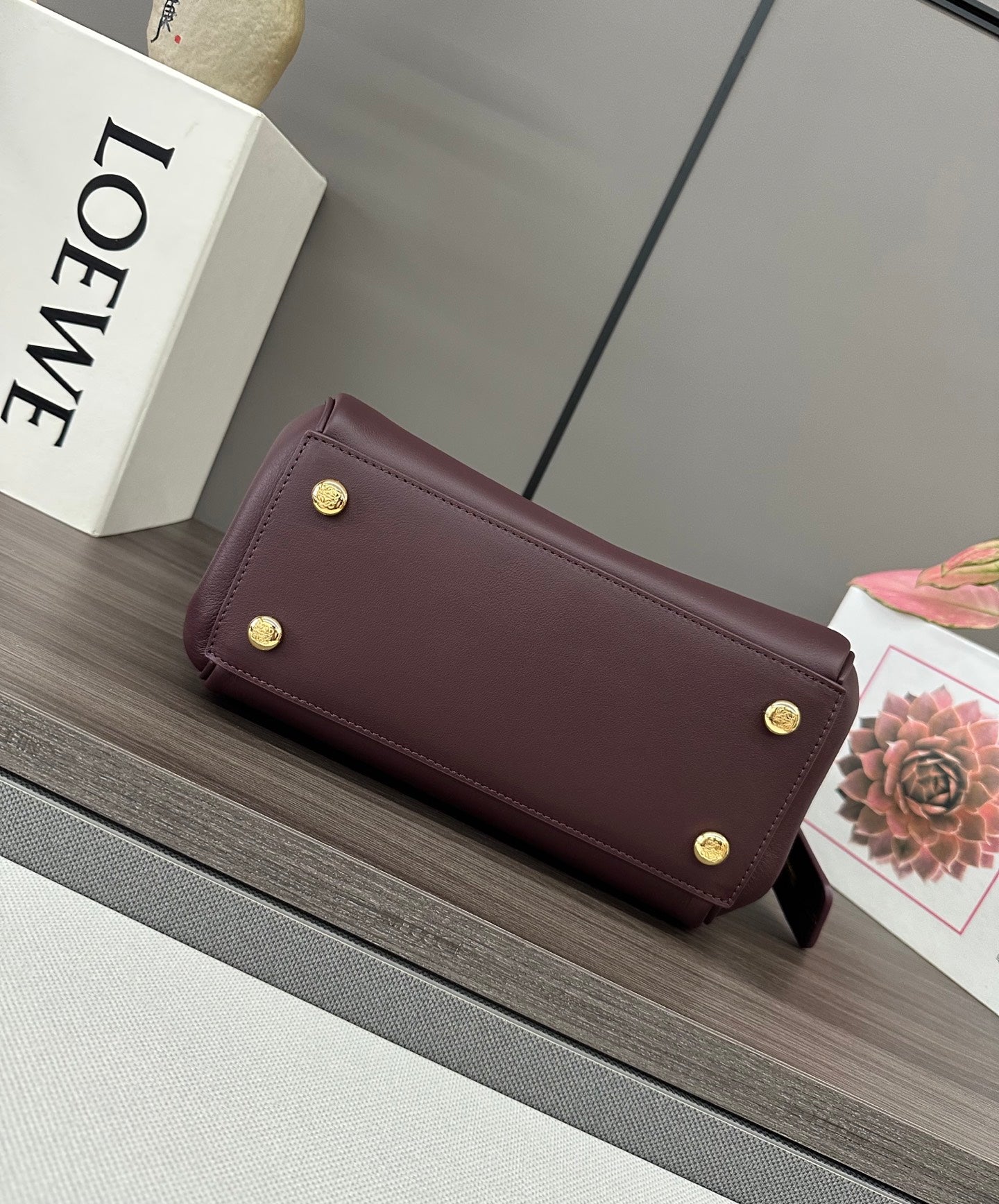 LOEWE 25S MEDIUM MADRID BAG 23 IN DARK WINE CALFSKIN GOLD HARDWARE