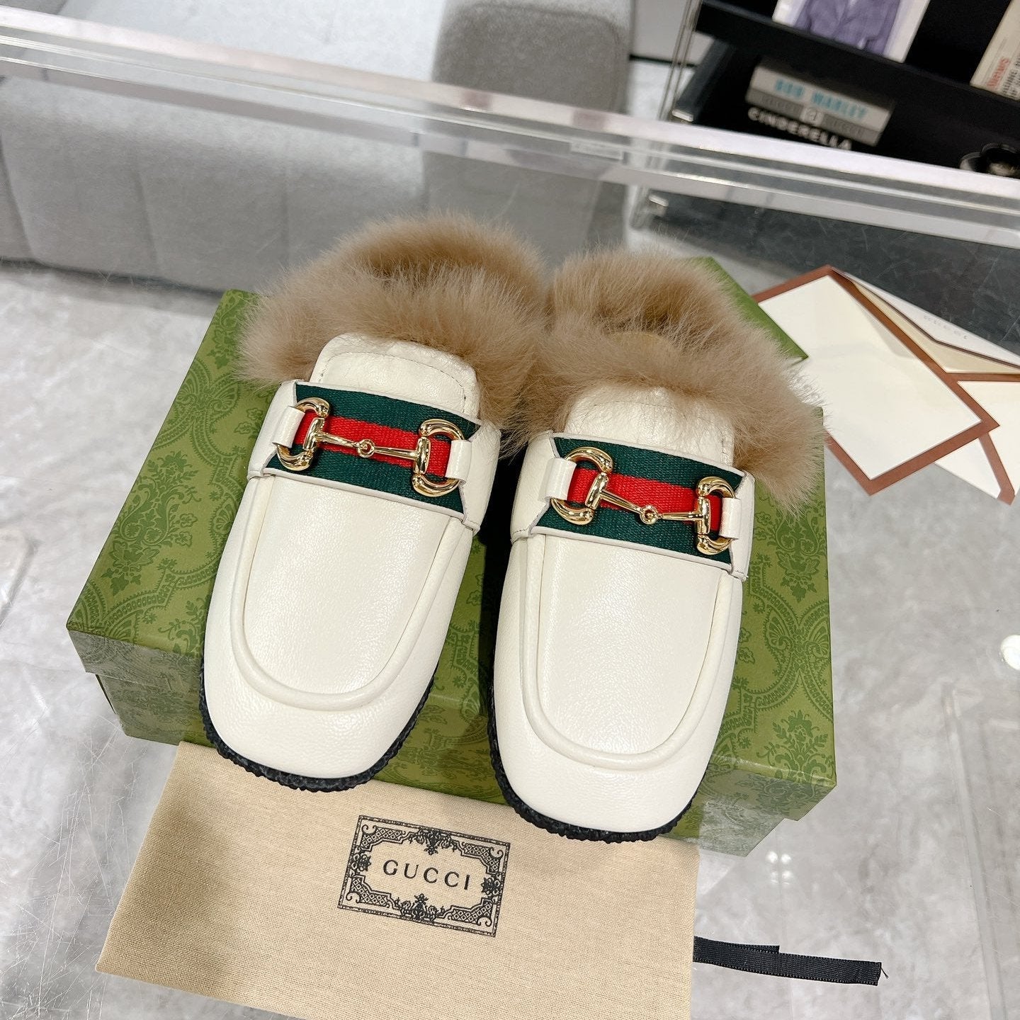 HORSEBIT MULE WITH WEB IN WHITE CALFSKIN MIX MINK FUR