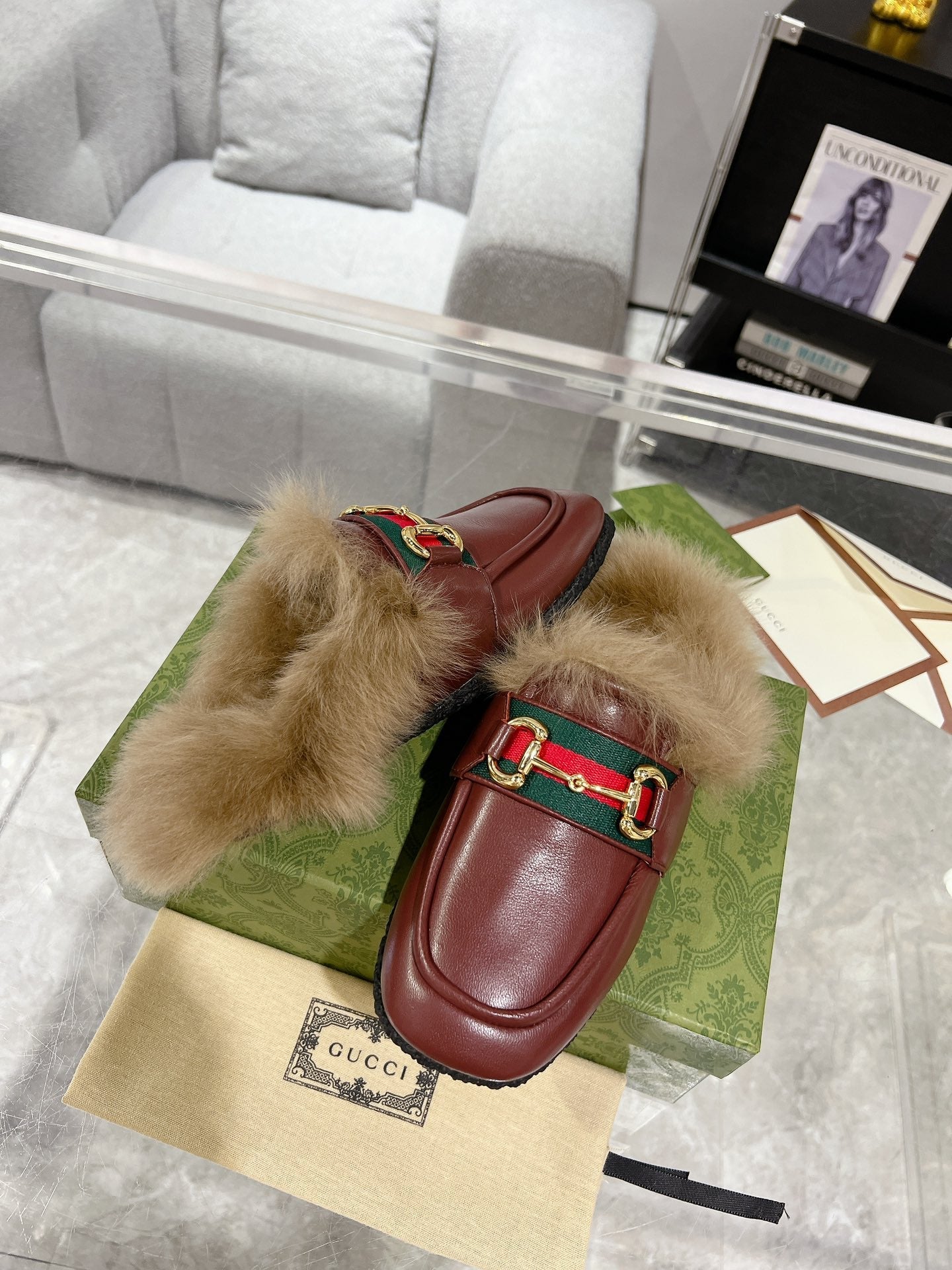 HORSEBIT MULE WITH WEB IN WINE RED CALFSKIN MIX MINK FUR
