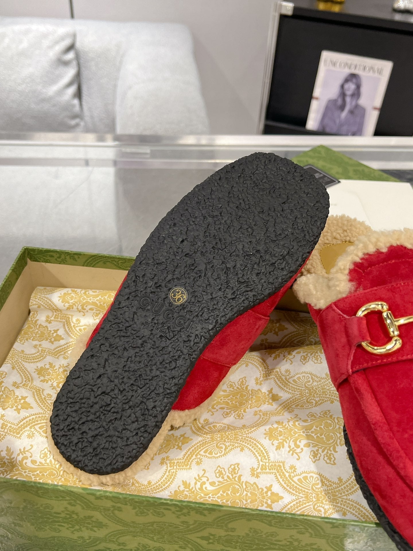 HORSEBIT MULE IN RED SUEDE AND FLEECE LINING