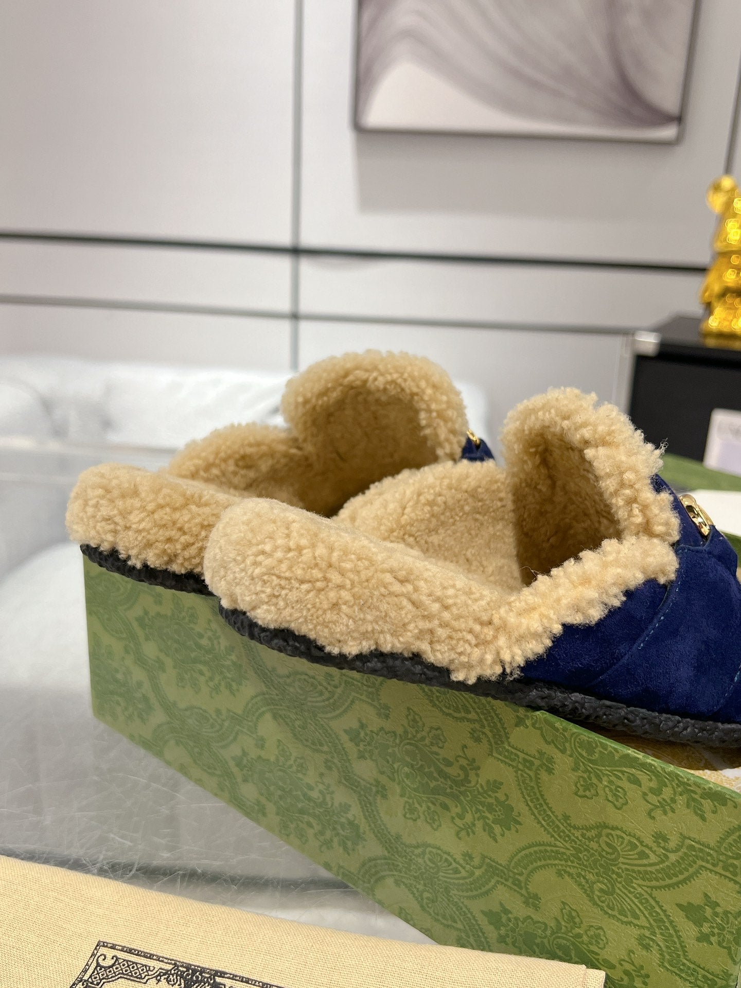 HORSEBIT MULE IN ROYAL BLUE SUEDE AND FLEECE LINING