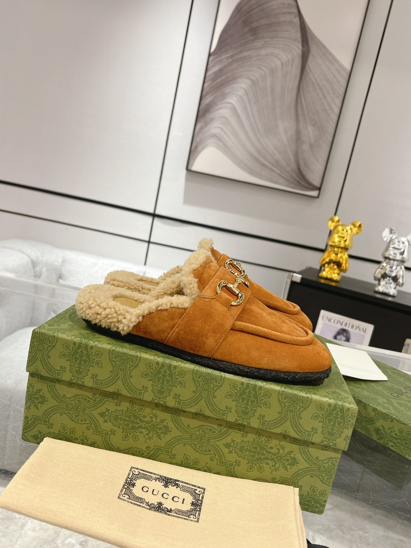 HORSEBIT MULE IN BRONZE ORANGE SUEDE AND FLEECE LINING