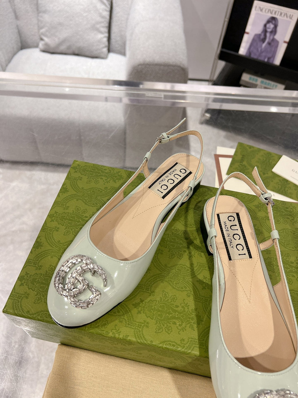 METALIC SLINGBACK FLATS IN PISTACHIO GREEN CALFSKIN