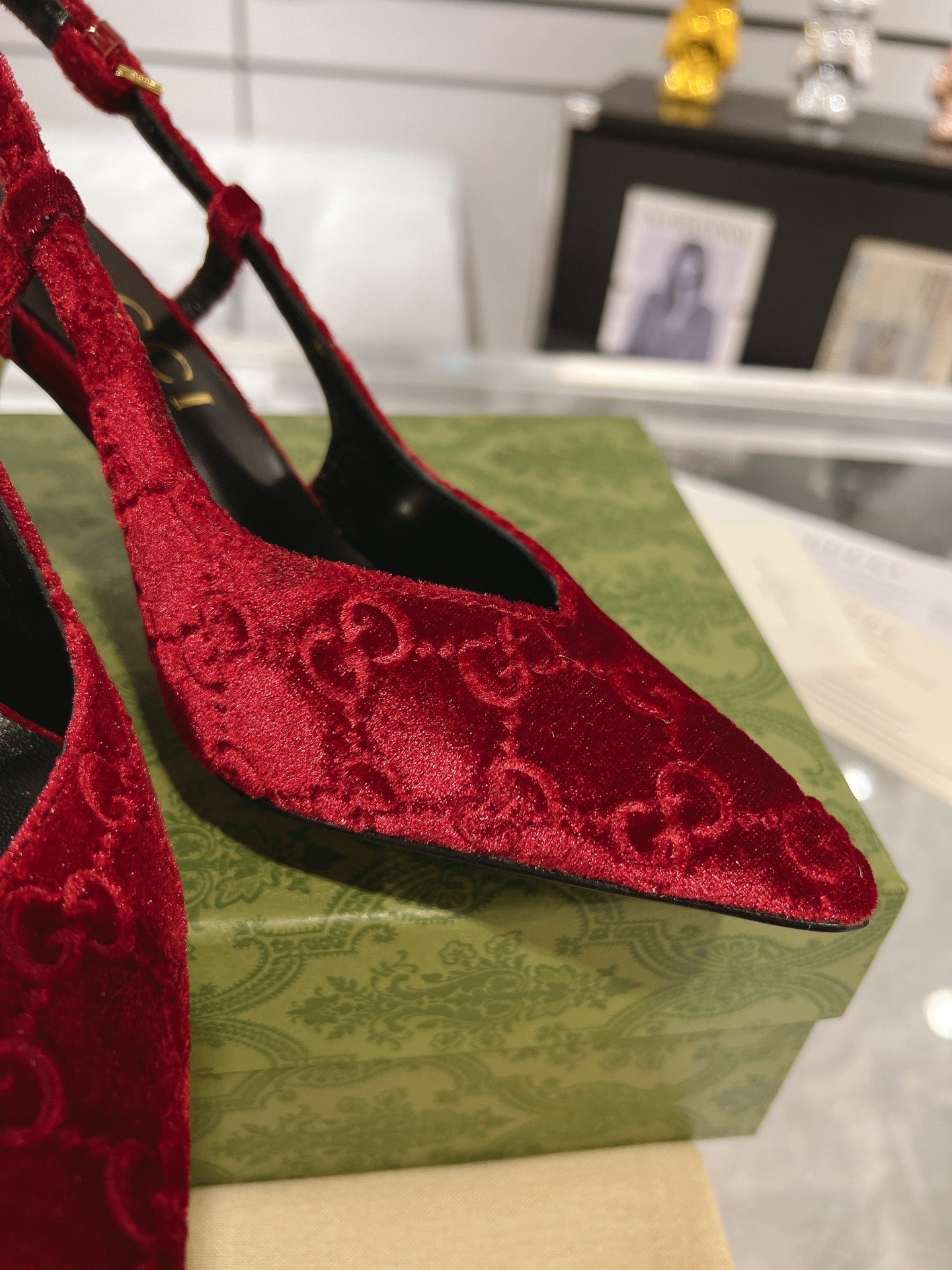 GG SLINGBACK HIGH HEEL PUMP CHERRY VELVET