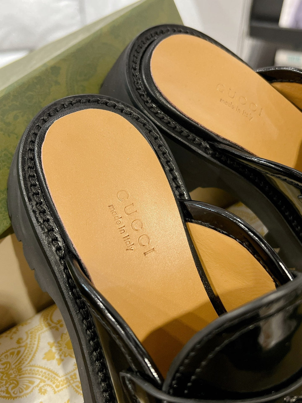 GG MULE WITH HORSEBIT GLOSSY BLACK CALFSKIN