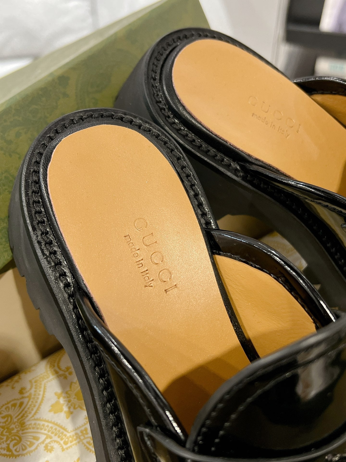 GG MULE WITH HORSEBIT GLOSSY BLACK CALFSKIN