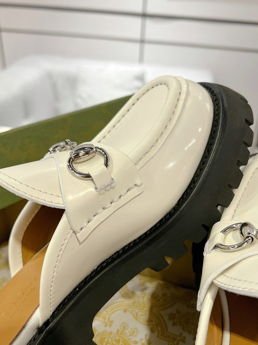 GG MULE WITH HORSEBIT WHITE CALFSKIN