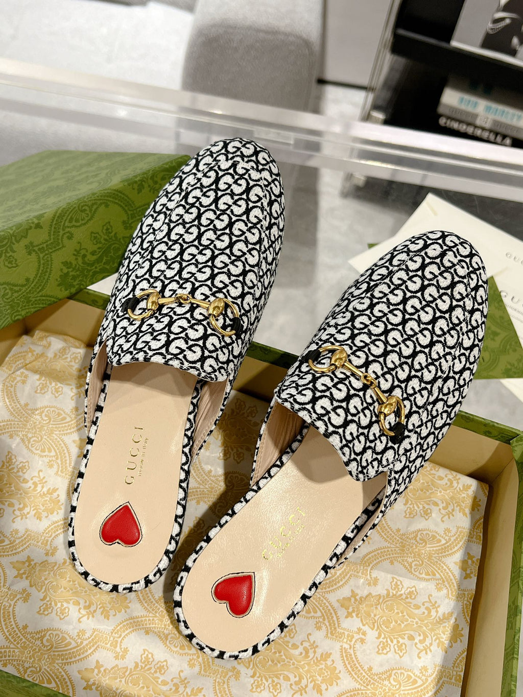 MEN'S MULE WITH HORSEBIT IN BLACK MIX WHITE MONOGRAM JACQUARD FABRIC