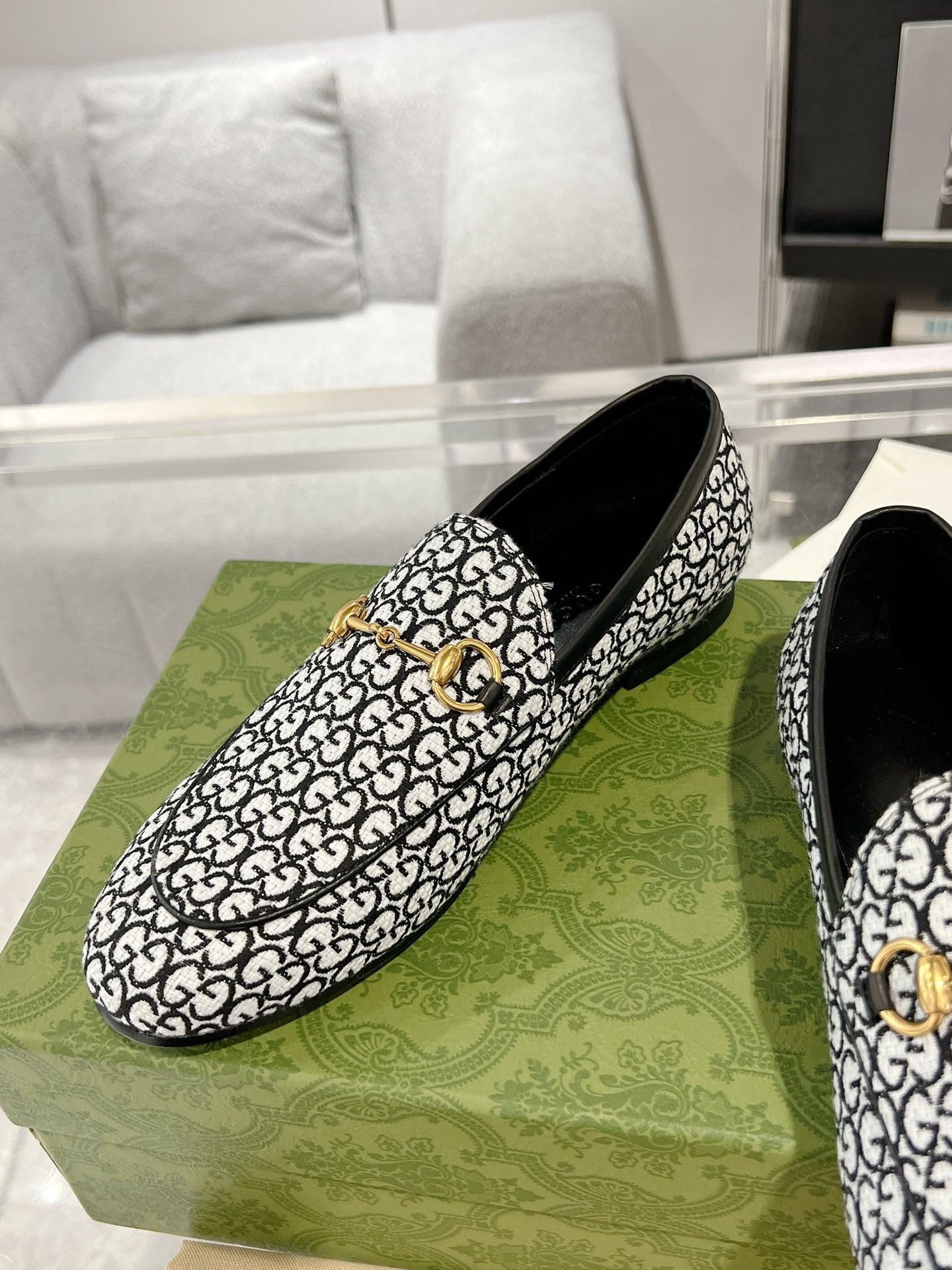 MEN'S LOAFER WITH HORSEBIT IN BLACK MIX WHITE MONOGRAM JACQUARD FABRIC
