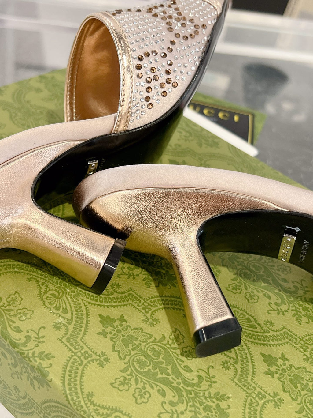 GG CRYSTALS HIGH SANDAL CREAM CANVAS