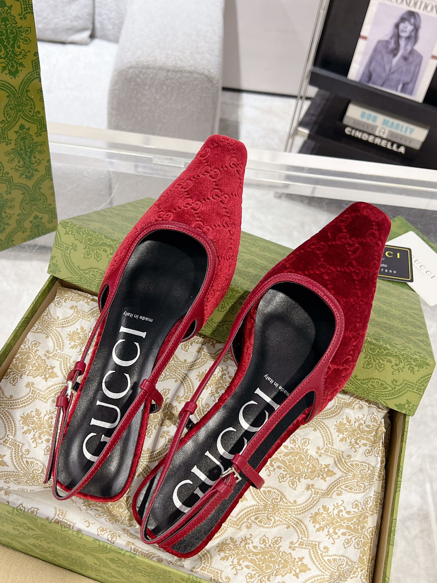 GG SLINGBACK FLATS CHERRY VELVET