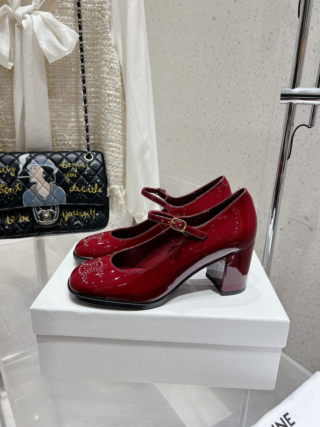 HIGH MARY JANE SHOES IN GARNET RED PATENT CALFSKIN