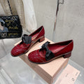 MARY JANE MID HEEL PUMPS IN RUBY RED PATENT LAMBSKIN WITH BOW