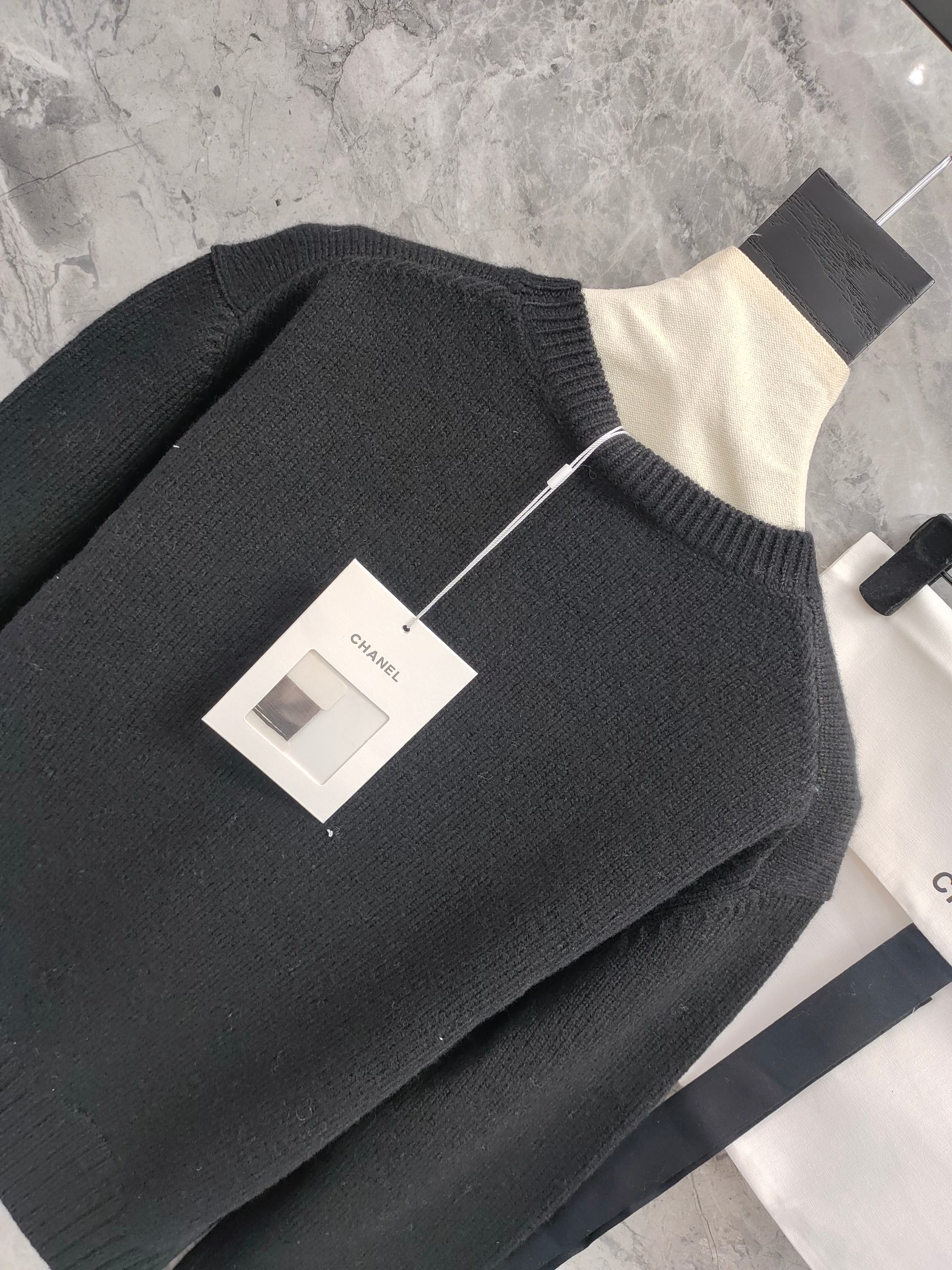 CHANEL 25S SWEATER 488