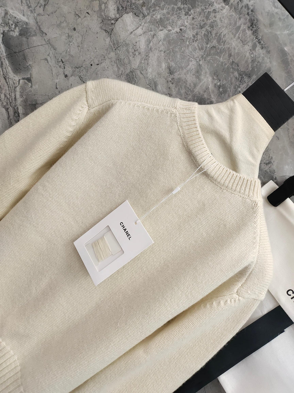 CHANEL 25S SWEATER 489