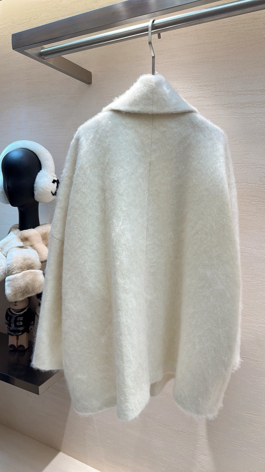 MAX MARA 25S WOOL COAT 230