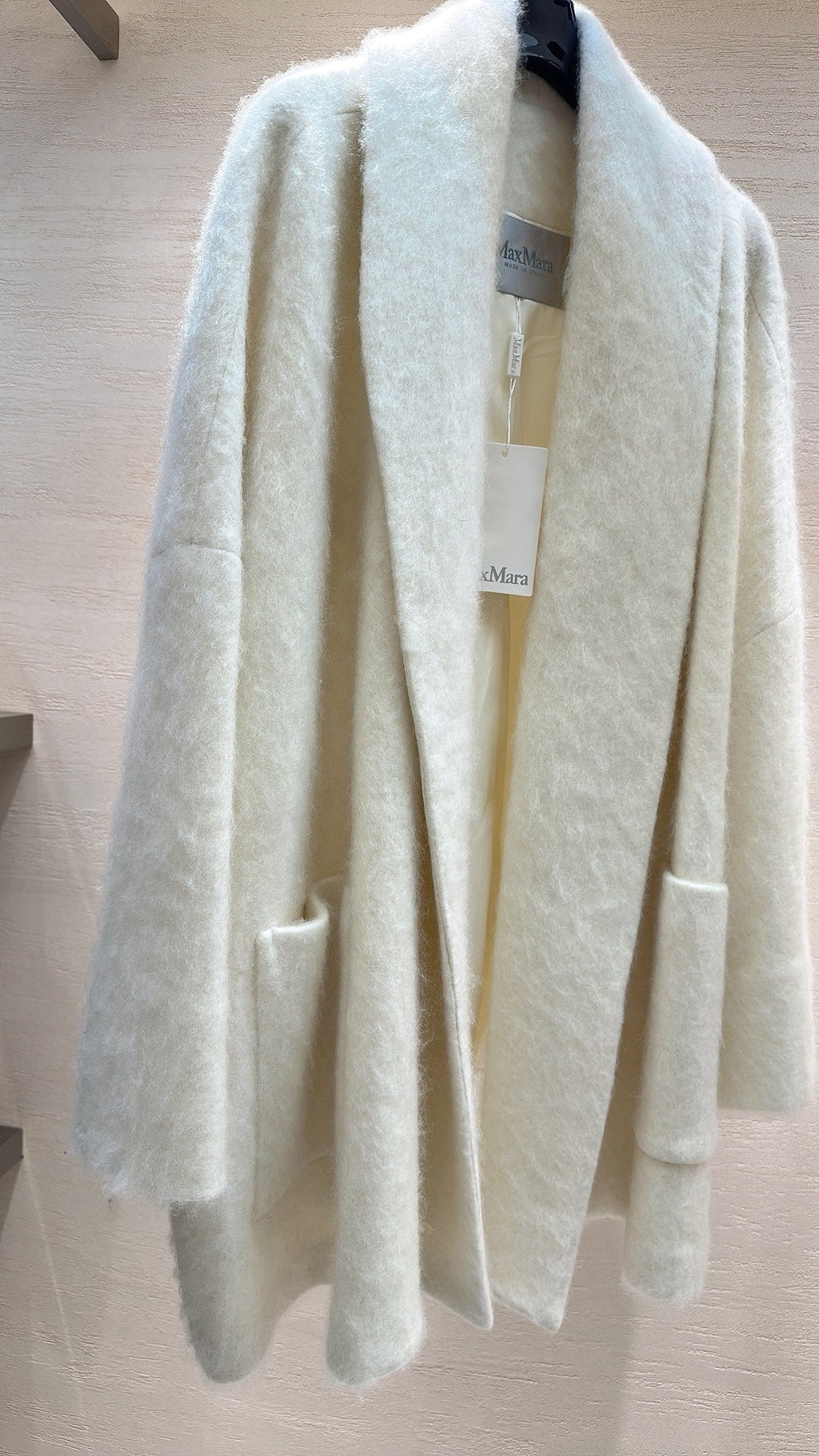 MAX MARA 25S WOOL COAT 230