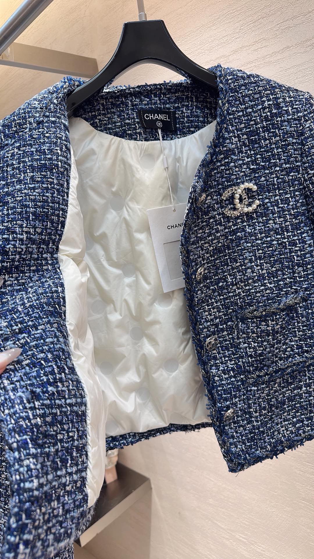 CHANEL 25S TWEED JACKET 495
