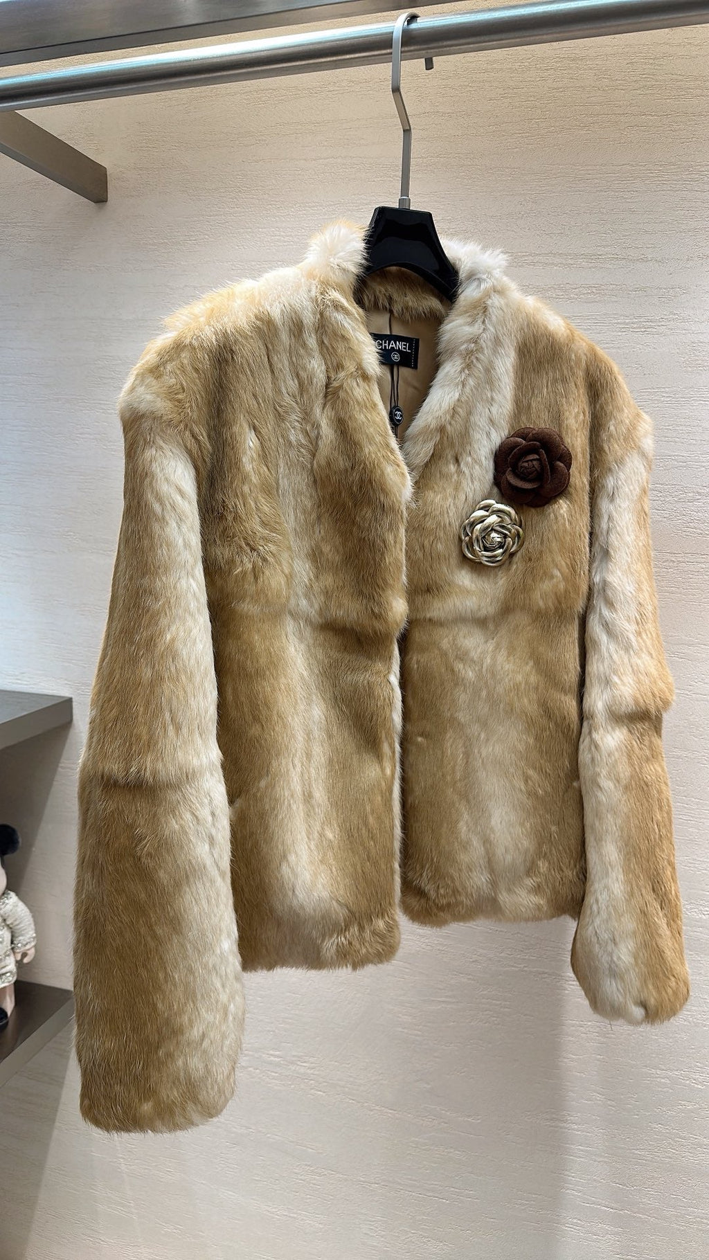 CHANEL 25S SNOW RABBIT FUR COAT 498