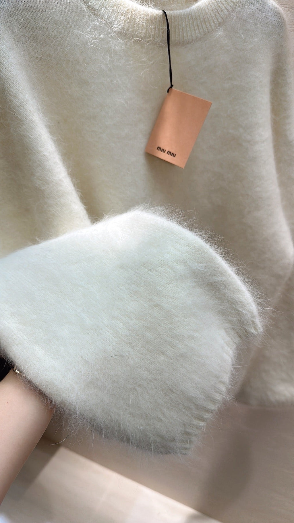 MIUMIU SWEATER STYLE 792