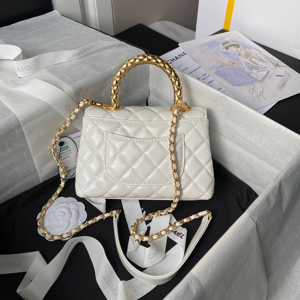 CHANEL 25S CLASSIC COCO HANDLE BAG 19 CM IN WHITE LAMBSKIN WITH GOLD HARDWARE