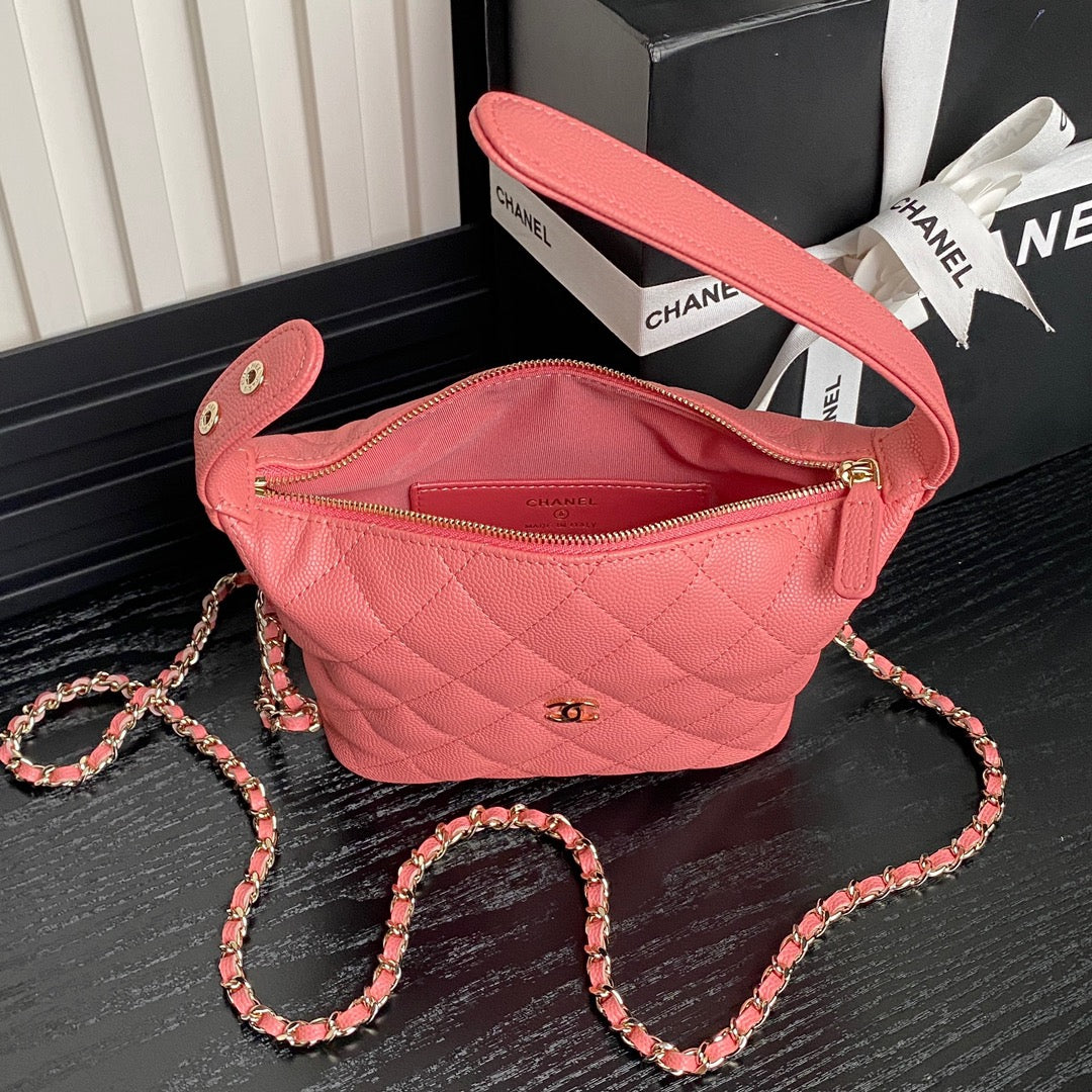 HOBO BAG 21 IN FROLY PINK GRAINED CALFSKIN GOLD HARDWARE