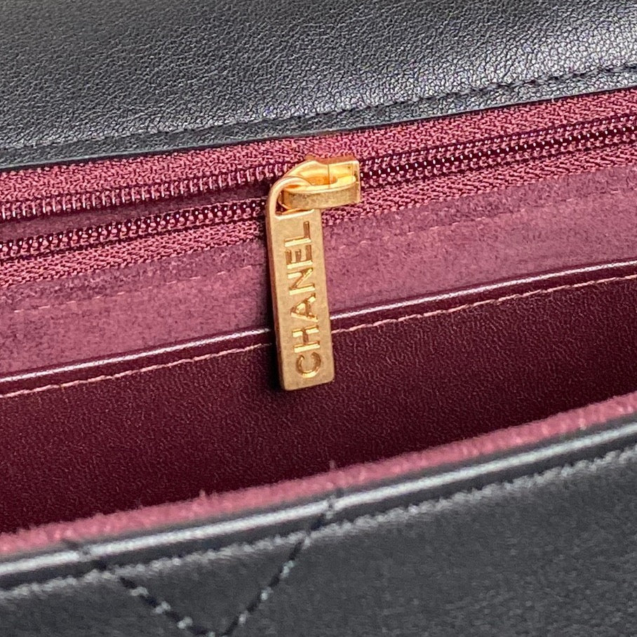 CHANEL 25S TOP HANDLE SHOULDER BAG 37 IN BLACK CALFSKIN WITH GOLD HARDWARE