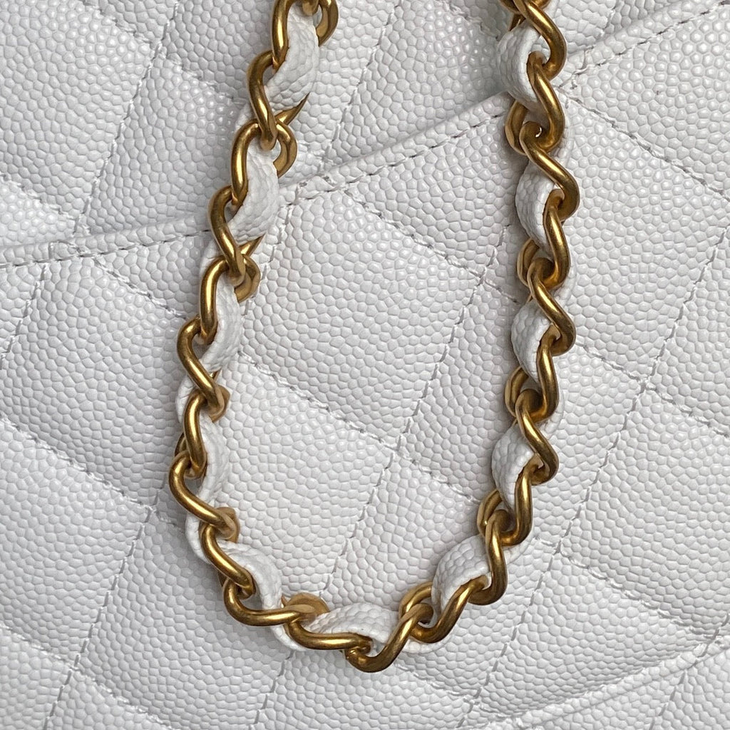 CHANEL 25S FLAP BAG 22 IN WHITE CALFSKIN GOLD HARDWARE