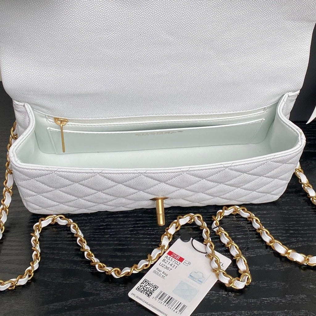 CHANEL 25S FLAP BAG 22 IN WHITE CALFSKIN GOLD HARDWARE