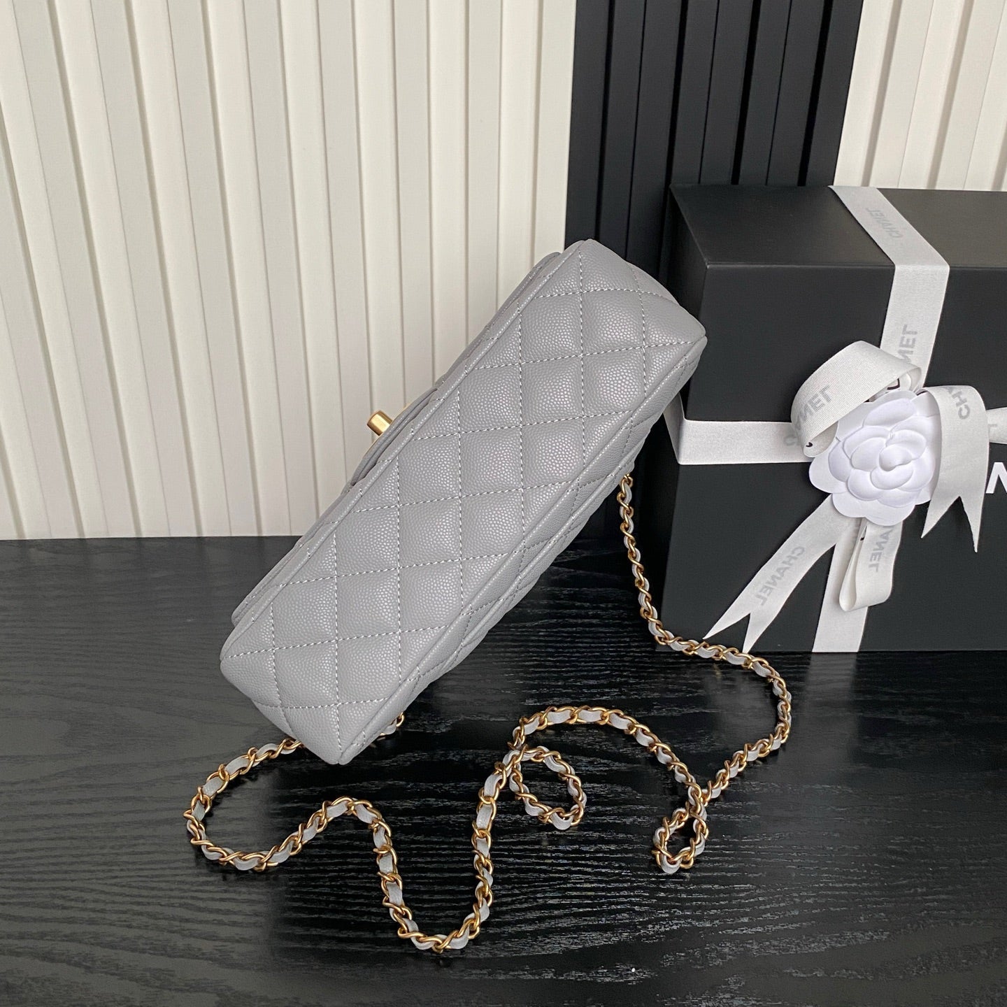 CHANEL 25S FLAP BAG 22 CM IN GREY CAVIAR WITH GOLD HARDWARE