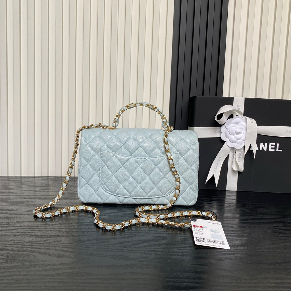 CHANEL 25S FLAP BAG 22 IN LIGHT BLUE CALFSKIN GOLD HARDWARE