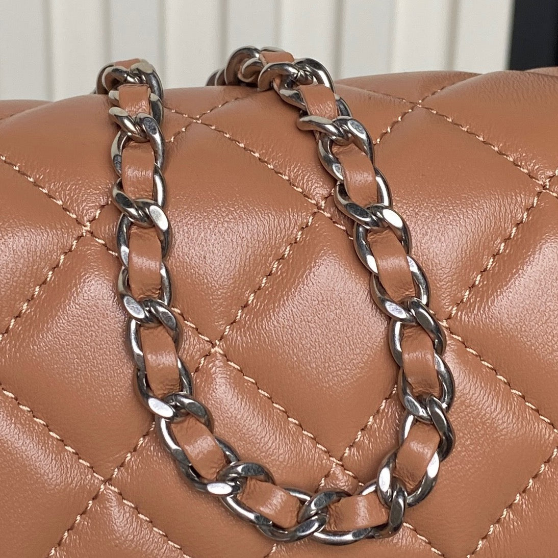 CHANEL 25S FLAP BAG 20 IN DARK CARAMEL CALFSKIN SILVER HARDWARE