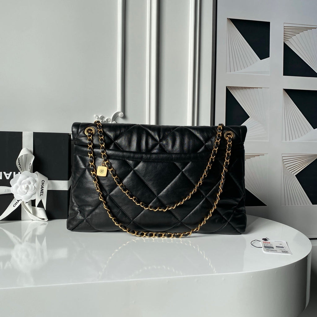 CHANEL 25S FLAP BAG 45 IN BLACK LAMBSKIN WITH GOLD HARDWARE